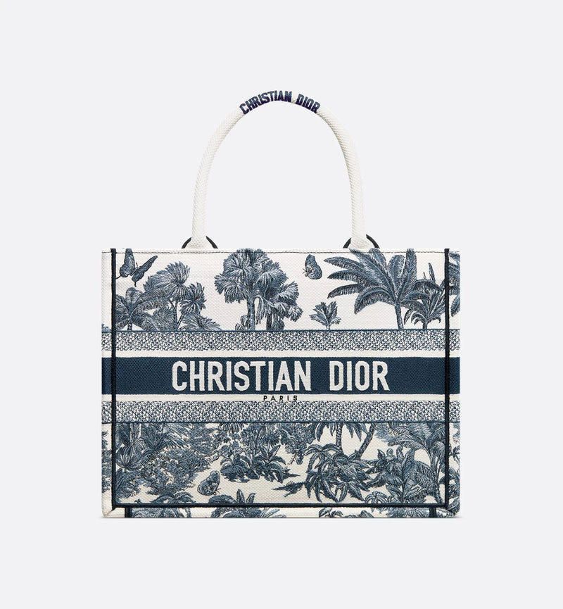 Tote Book